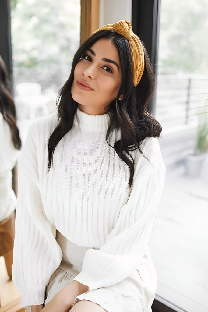 Loose Waves with a Velvet Headband