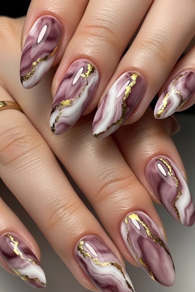 Metallic Gold Accents That Capture Festive Energy