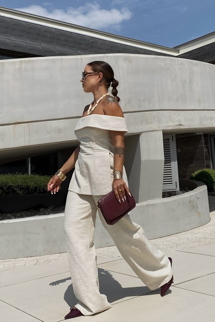 Minimalist Outfits Wowing With Sleek Details