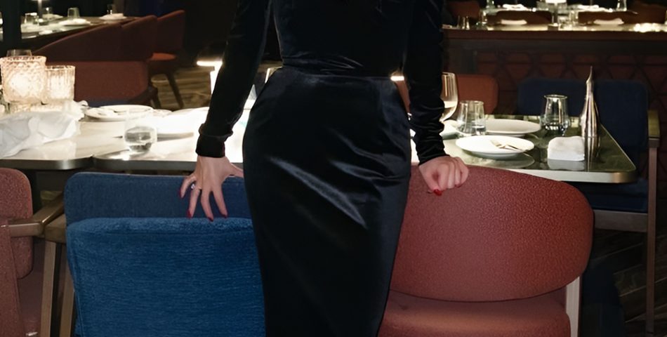 Off the Shoulder Gowns Exuding Pure Elegance