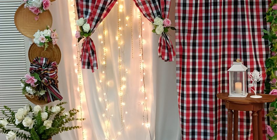Plaid Blanket Wall for Cozy Country Atmosphere