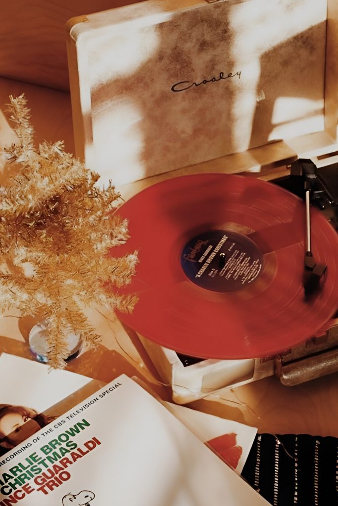 Retro Record Players for Vintage Nights