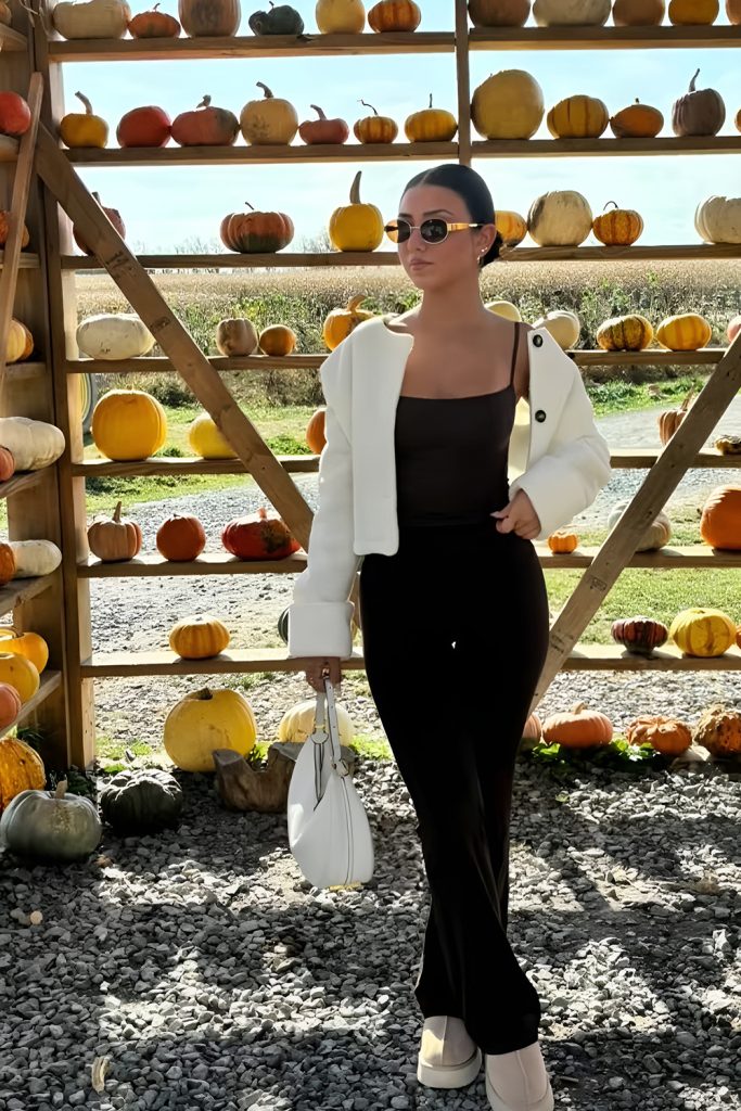 Sleek Neutral Shades That Meld with the Fall Landscape