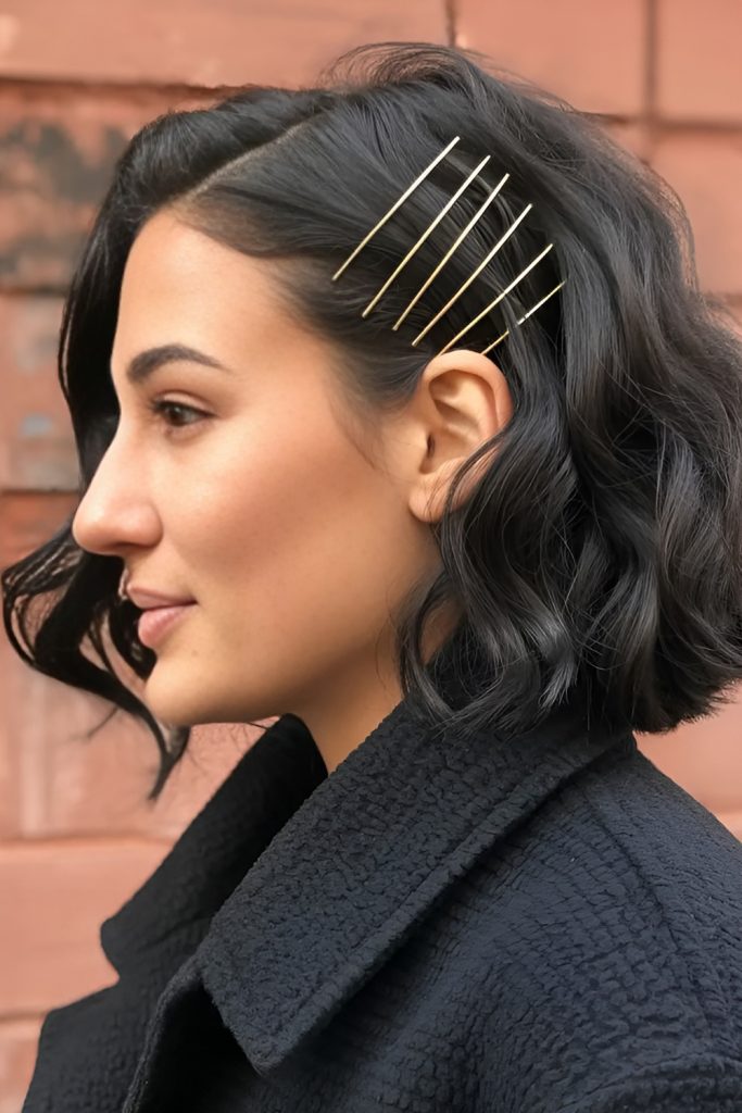 Textured Bob with Side Clips