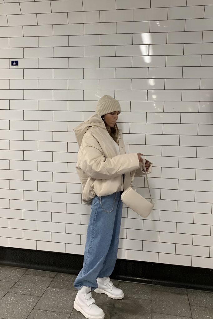 Warm and Fashionable in Baggy Jeans with a Puffer Jacket