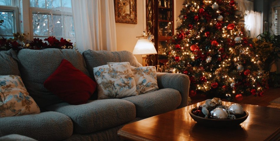 15 Christmas Wallpaper Aesthetic Ideas to Brighten Your Holiday Mood