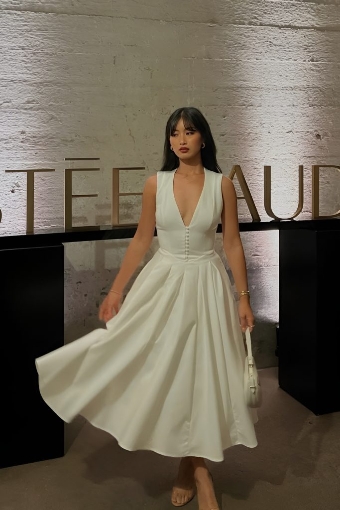 Crisp White Accents for Fresh Detailing