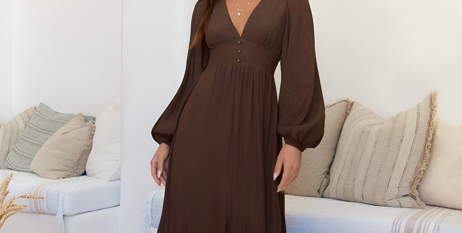 Flowy Maxi Dresses That Capture Autumn Romance
