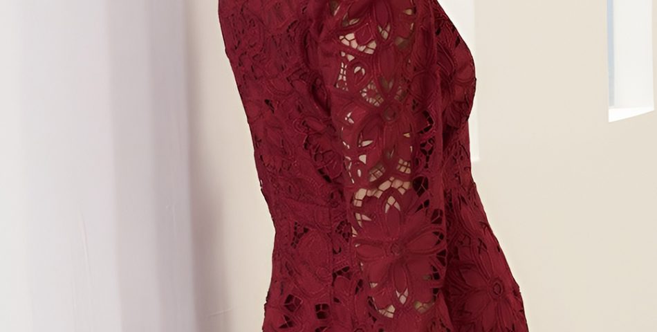 Lace Accents That Bring Romance to the Party