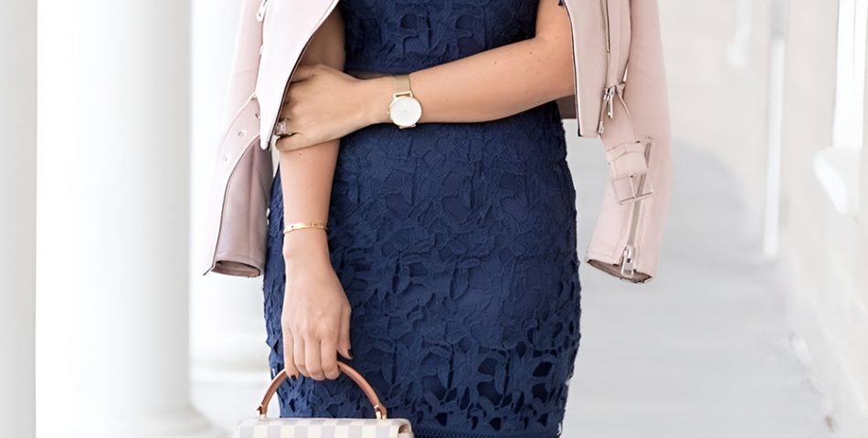 Layering with Light Outerwear for Versatility