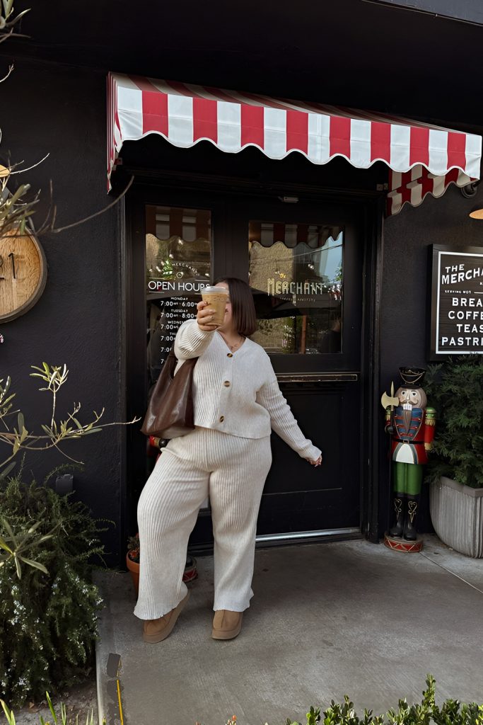 Matching Sets for Seamless Style