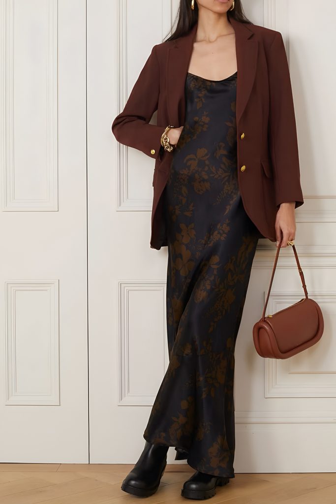 Rich Earth Tone Outfits That Celebrate the Season
