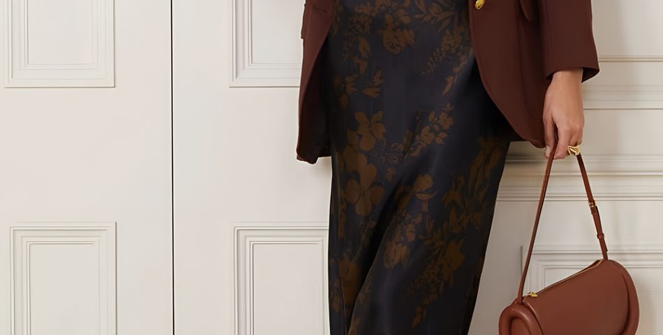 Rich Earth Tone Outfits That Celebrate the Season