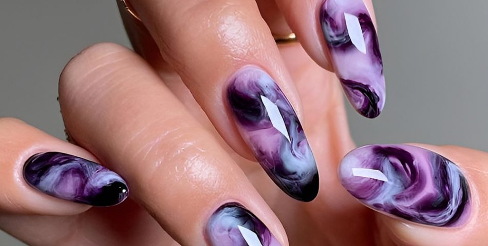 Smoky Cauldron Marble Nails