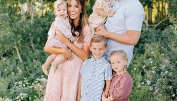 Soft Pastels for a Gentle Seasonal Look