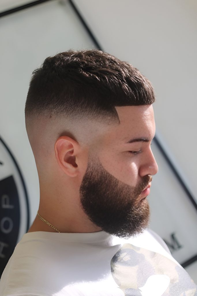 A Temp Fade That Accents the Forehead and Temples