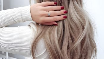 Accessorised Hairstyles to Add Trendy Flair