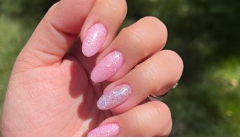 Bubblegum Pink Nails with Iridescent Layers