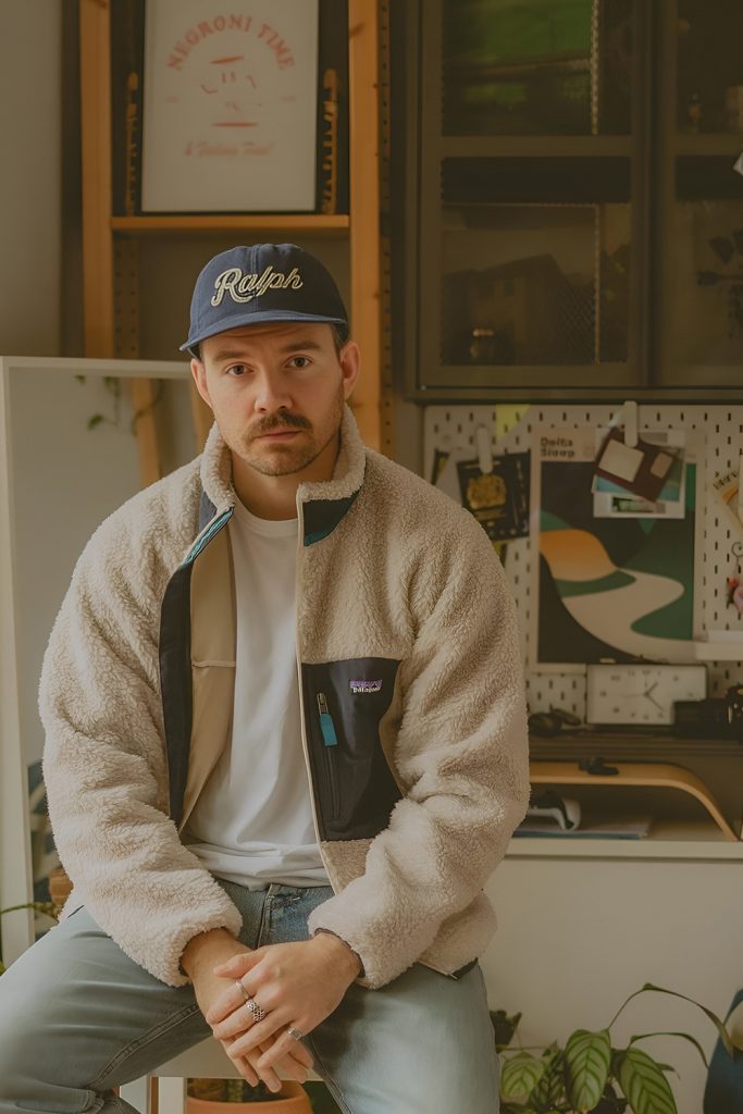 Fleece Jackets Styled for Urban Winter Comfort