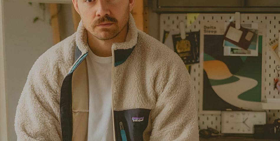 Fleece Jackets Styled for Urban Winter Comfort