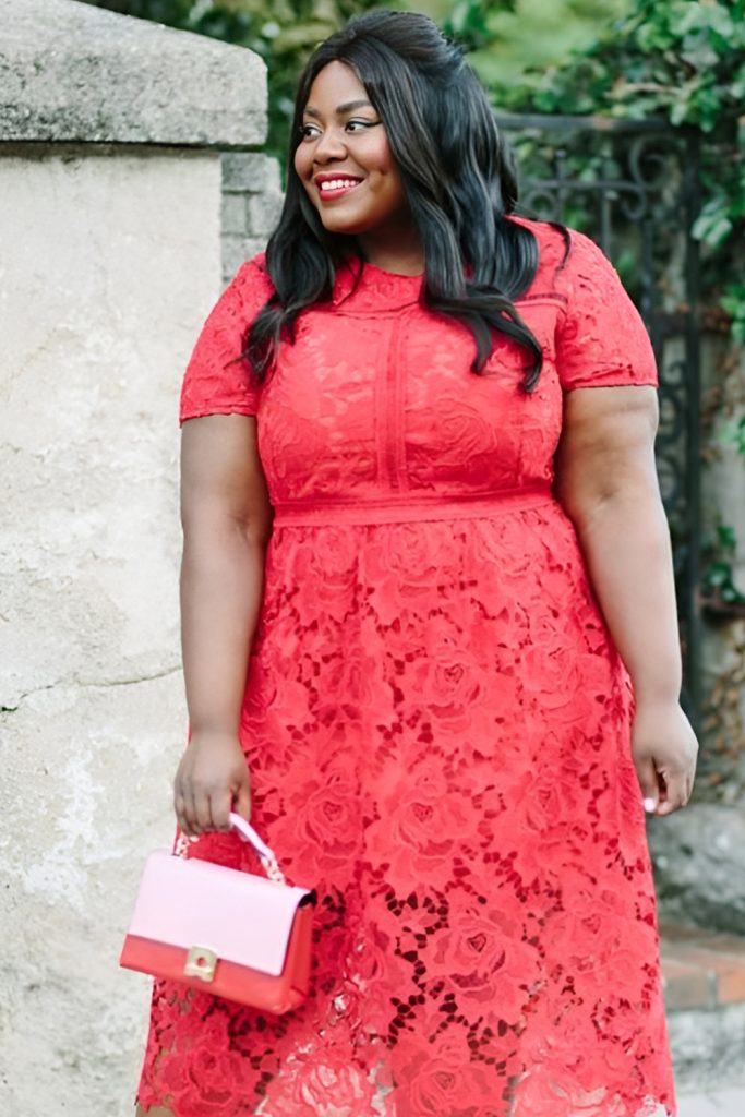 Lace Dresses for Timeless Romance