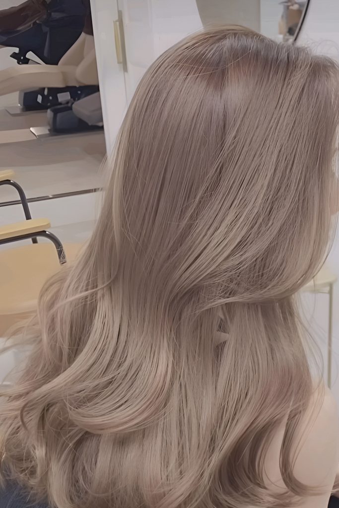 Milky Blonde With Rooted Softness