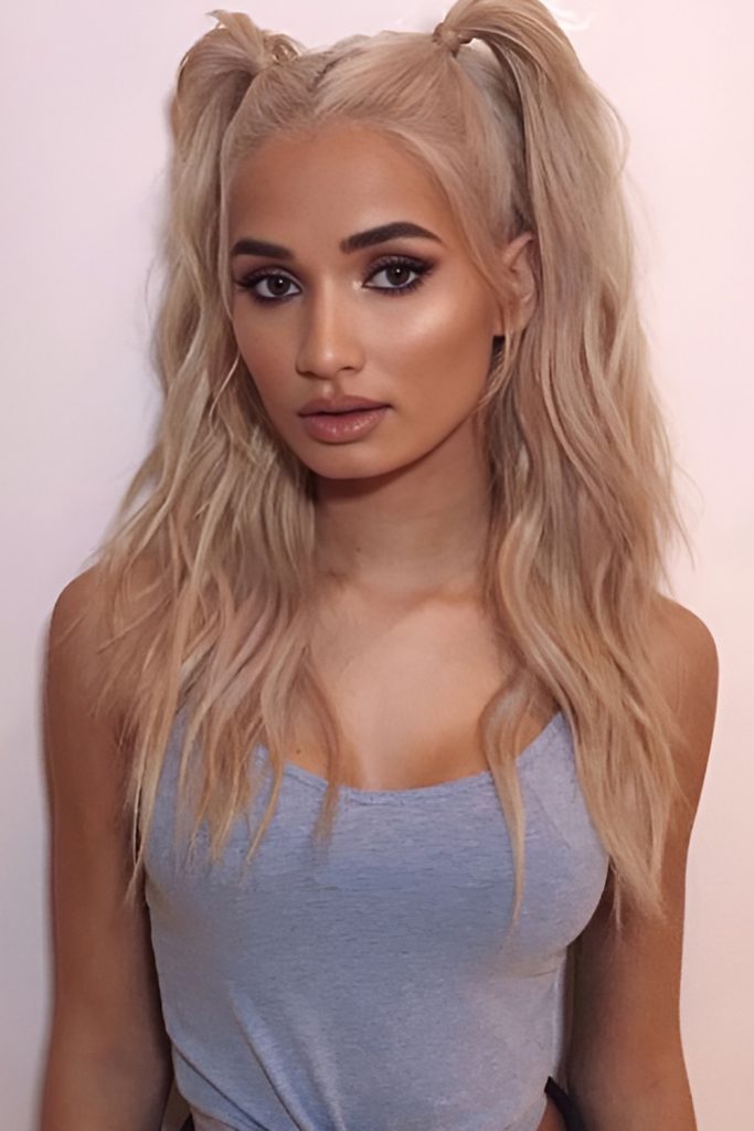 High Sleek Ponytail with Gel