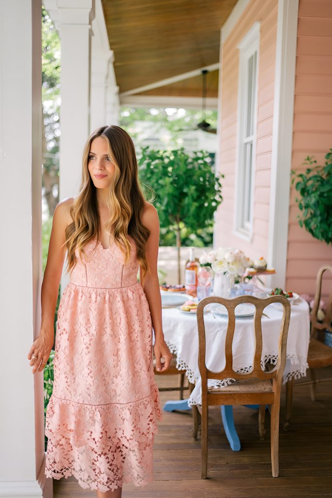 Lace Details that Bring a Vintage Feel to Easter