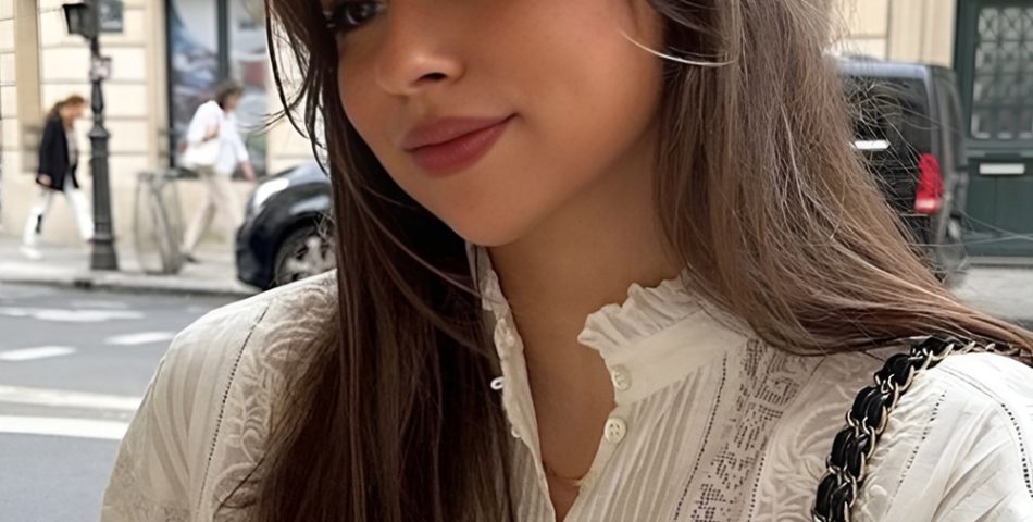 Long Hair Curtain Bangs for a Youthful Look