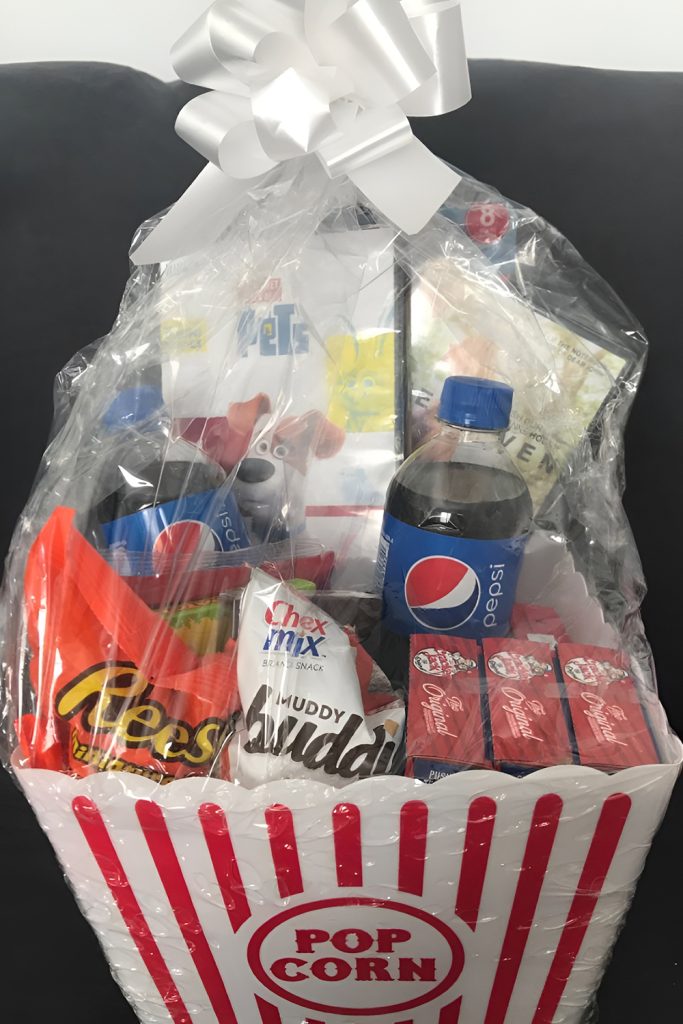 Movie Night Basket for Cosy Family Evenings