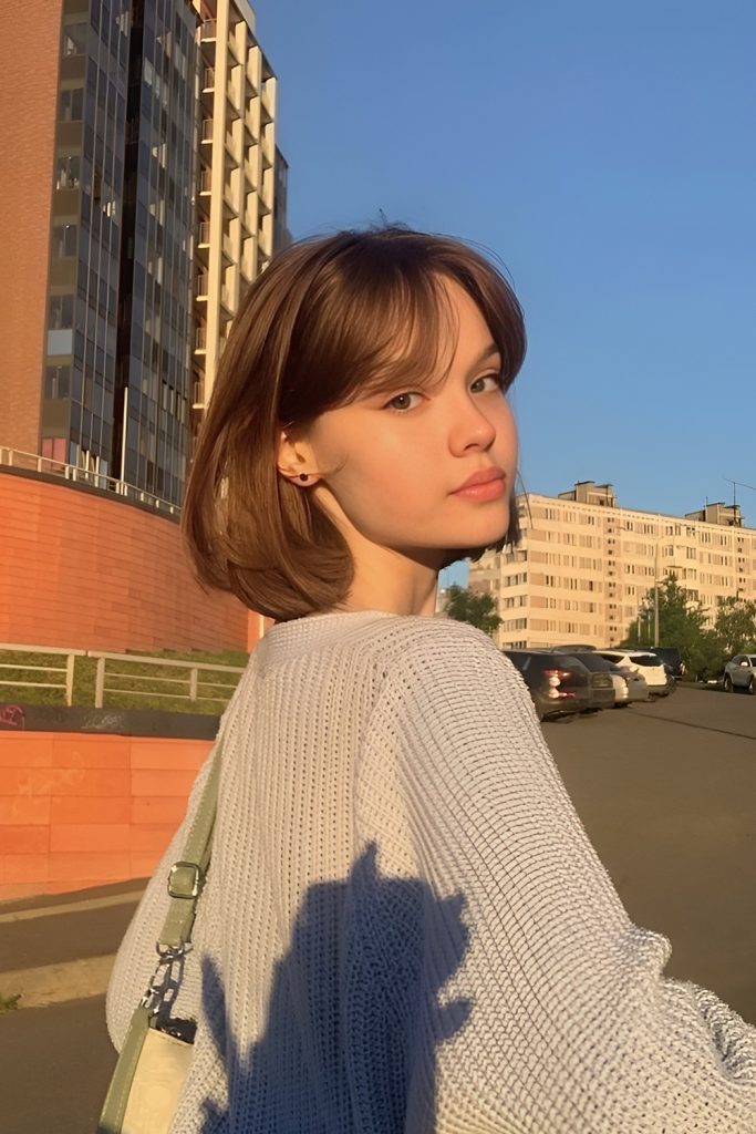 Short Hair Curtain Bangs That Grow Out Gracefully