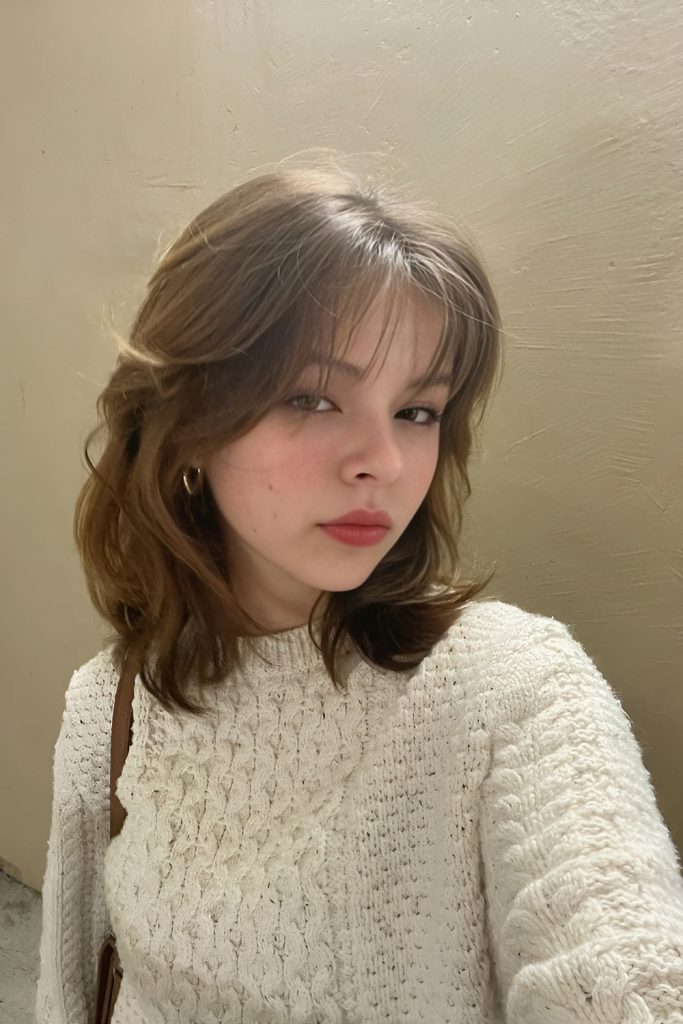 Short Shag with Subtle Layers for a Grown Out