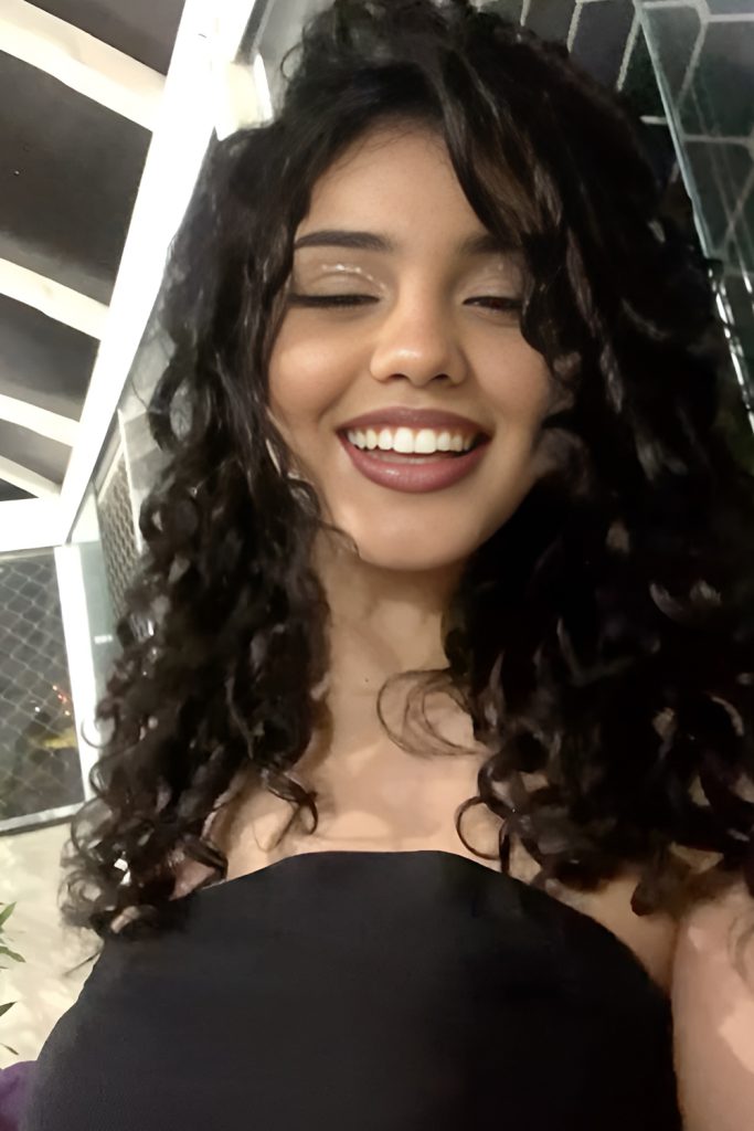 Big Defined Natural Curls with Maximum Volume