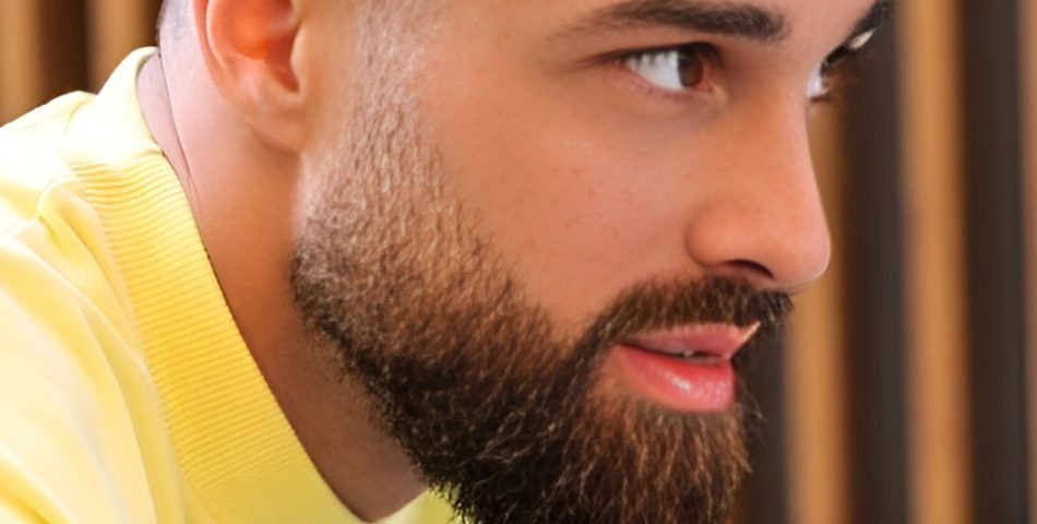 Voluminous Top Undercut for Head Turning Effect