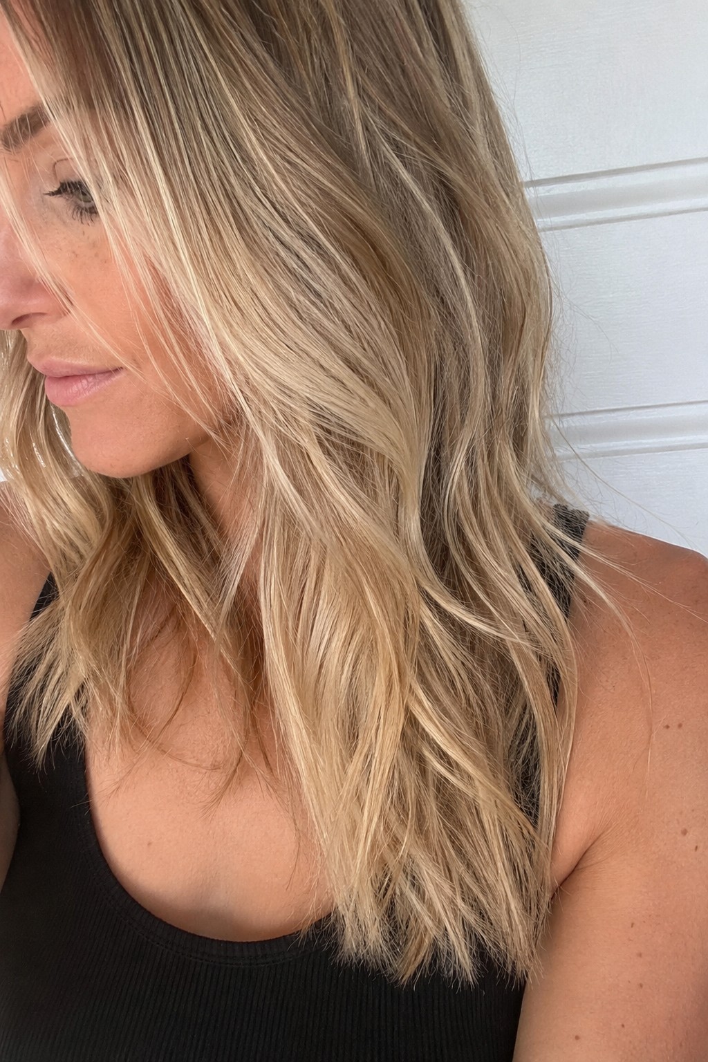 Dimensional Blonde fall hair color 2026