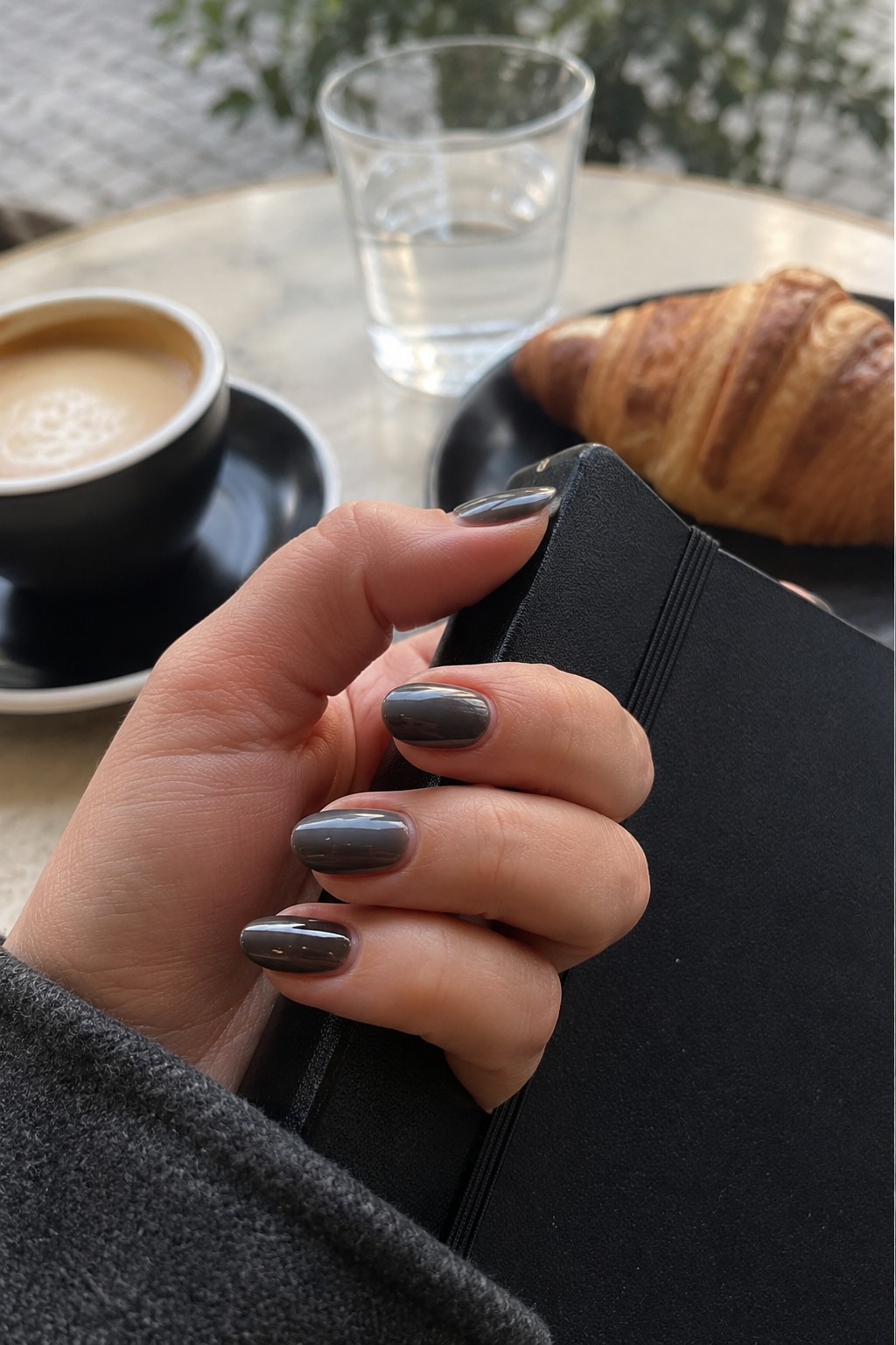 Espresso chrome nails fall 2026