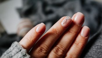 nails stock 6830805